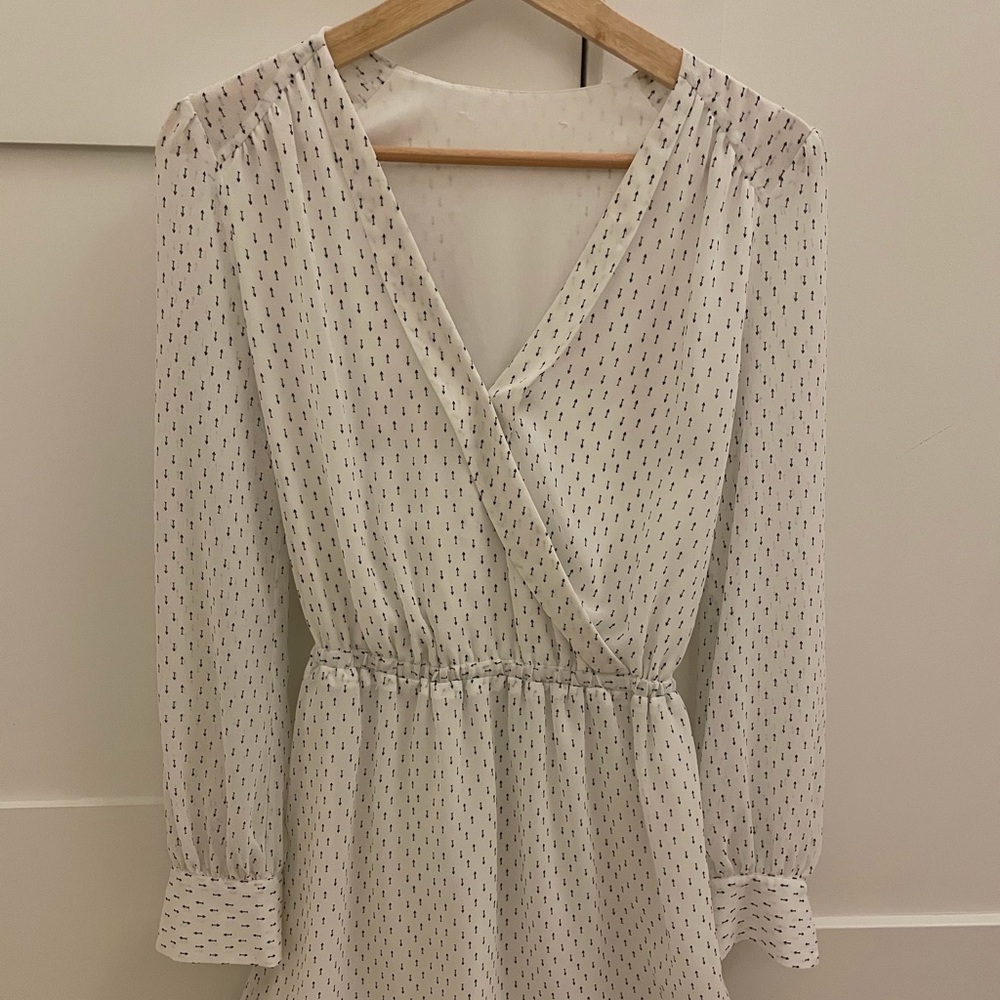 Urban Outfitters White Dress with Arrows XS
